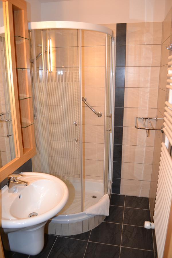 Debreceni Postas Udulo Hotel Buitenkant foto